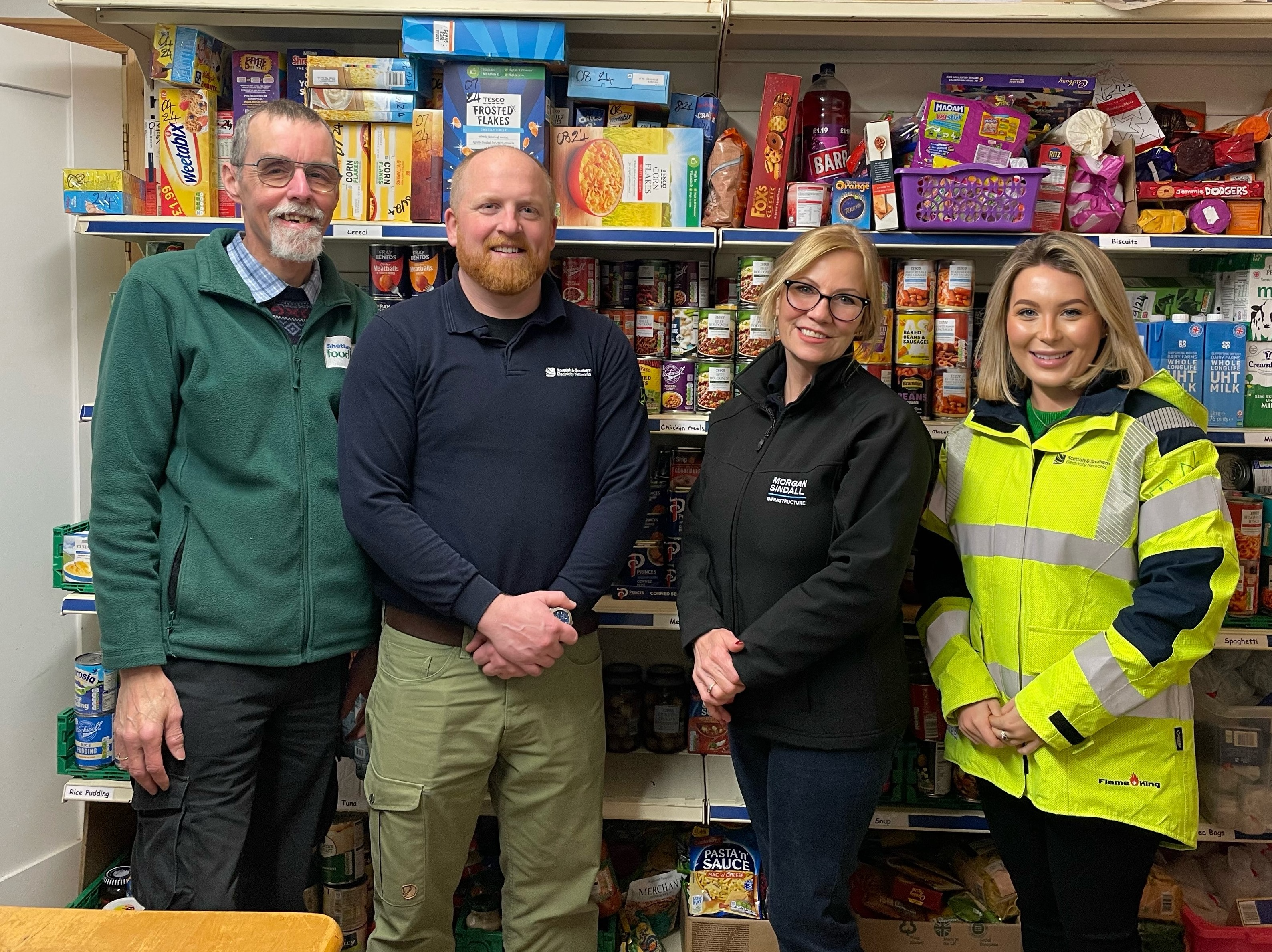 SSEN Transmission_Kergord-Gremista Project teams donate to Shetland Foodbank.png